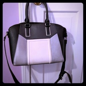 Francesca's tote bag